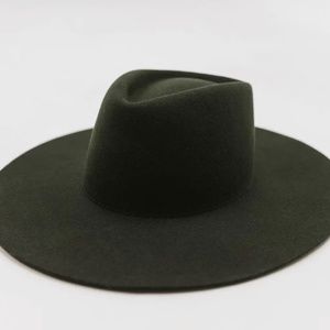 GIGi PIP  Dakota Triangle Crown Dark Grey Hat